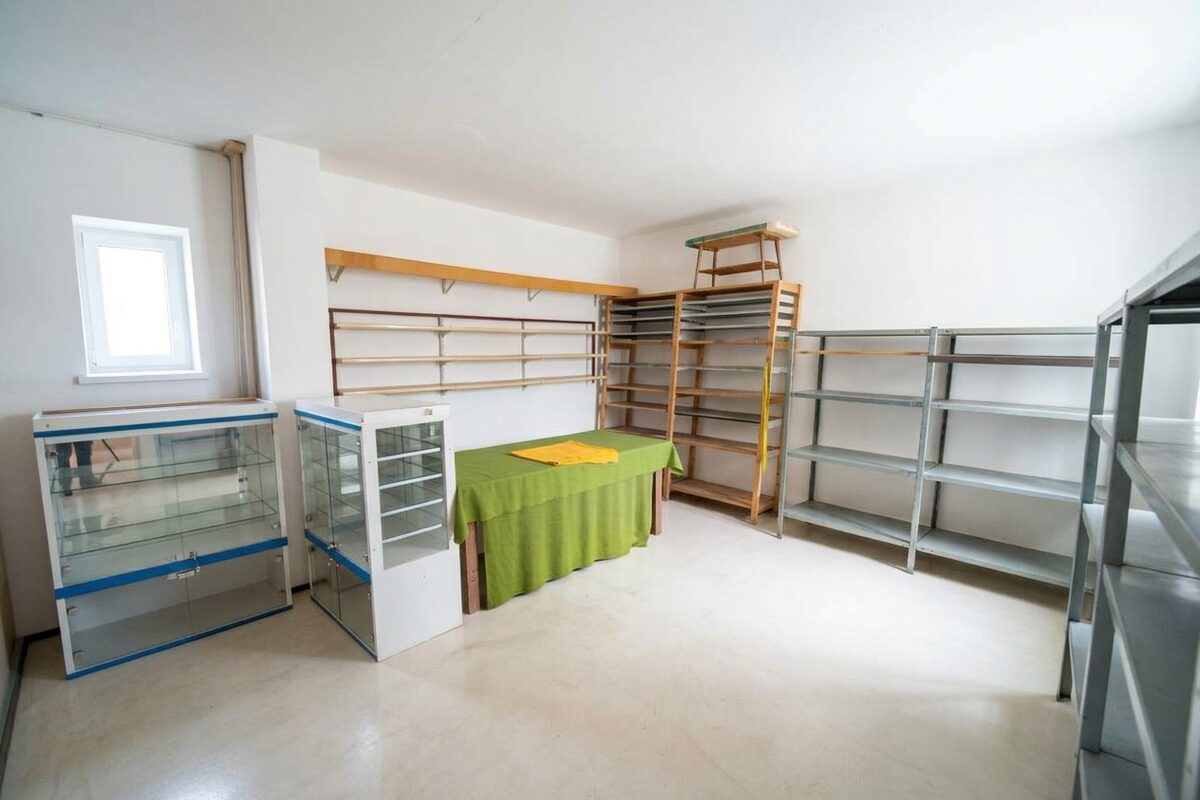 Priestranný 2-podlažný dom na podnikanie aj bývanie | Ul. Fraňa Kráľa, Michalovce